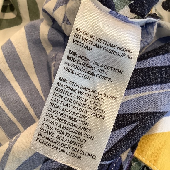 Chico's Blue Leaf Patterned Blouse Size 1.5/Women’s 10 Button Up - Picture 8 of 8